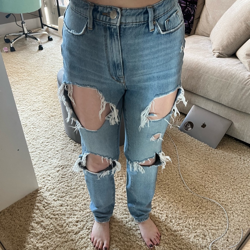 URBAN OUTFITTERS mom jeans